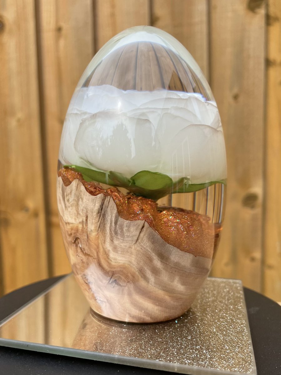 TendringWdTrn's tweet photo. Wood Turning the PERFECT Wedding Gift using the grooms buttonhole. 
https://t.co/Yb0mC4At7N https://t.co/AxI4ZO9bOl