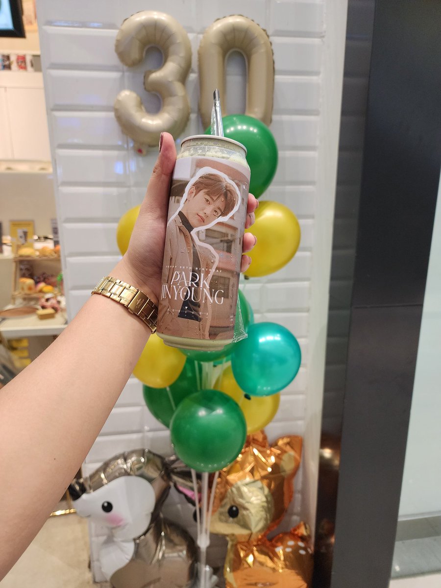aedlsy's tweet photo. Celebrated Jinyoung's 30th Birthday 📷 Behind the Lens 🎞 with my AhgaseBestie @marixcyj 

thank you for the event for our 🍑nyoung~ and also po sa album 🥹🫶
nice to meet you all &amp; see you again po ✨️😉

congrats po 👏🥰 @fandayne @jinyoungspeachy @thepeachyprio https://t.co/DauTOMEY2b
