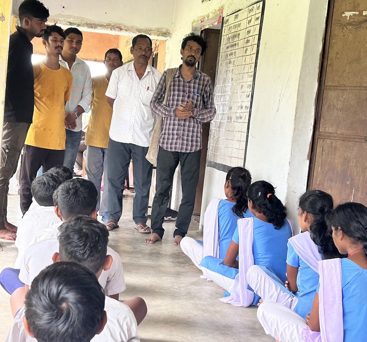 PradhaSiddharth's tweet photo. Saradhapur High School, Angul
#Palm_tree conservation awareness campaign - 2024 with FES 🌏
ଛାତ୍ରଛାତ୍ରୀମାନେ ତାଳଗଛର #ପରିବେଶ_ମହତ୍ତ୍ବ ଓ ଜୀବନଜୀବିକା ପ୍ରତି ତାର ଅବଦାନକୁ ବୁଝିବେ ଜାଣିବେ ଏବଂ ନିଜେ ତାଳଗଛ ସୁରକ୍ଷା ଓ ସଂରକ୍ଷଣର ମଂଗ ଧରିବେ 🌱🌴💚🇮🇳 https://t.co/eLqjs51rXN