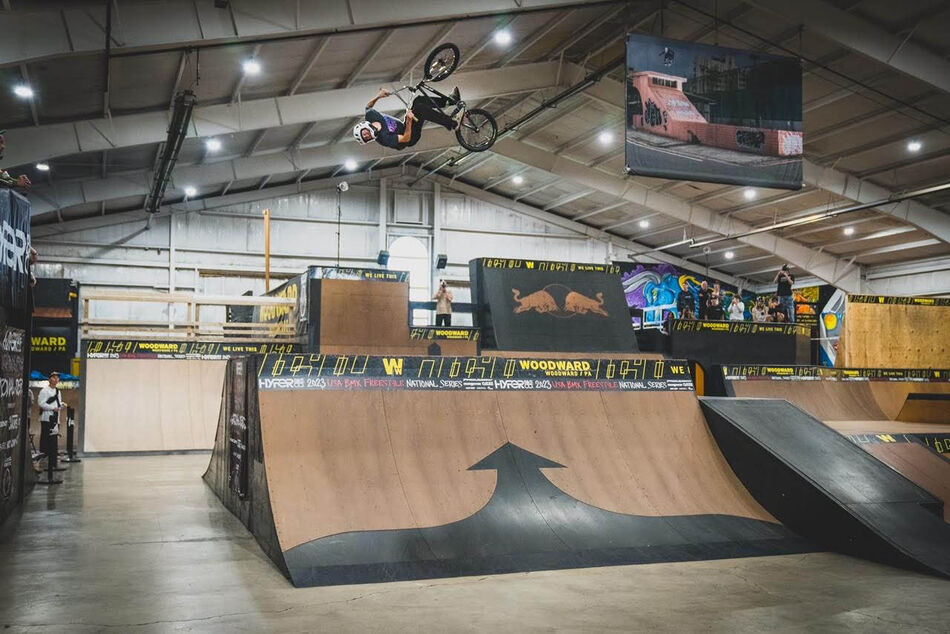 Bart de Jong tweet media