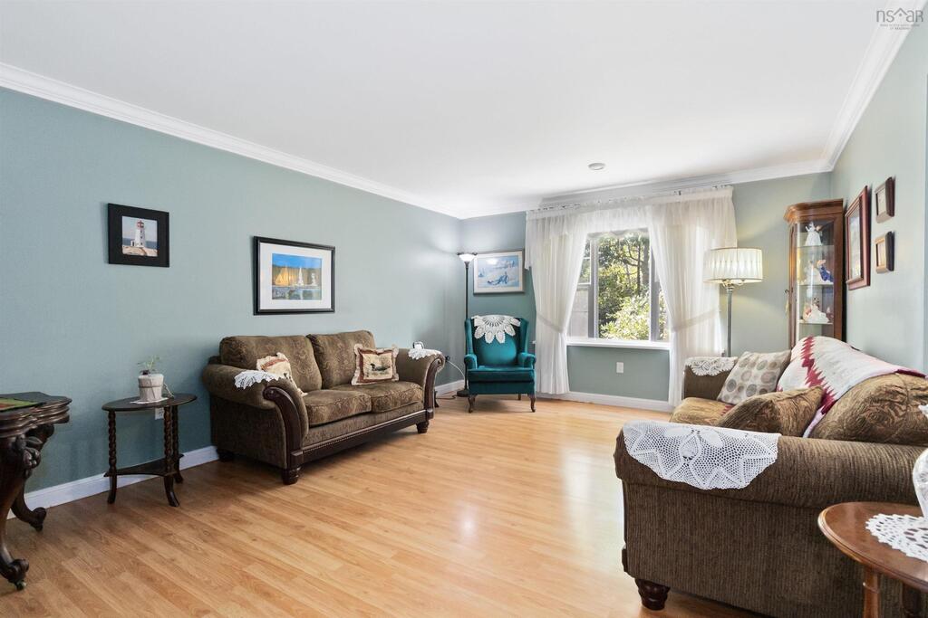 viewpoint_ca's tweet image. $399,900 | For Sale
2 Beds | 1 Bath | 1,235 sq. ft.
40 Forest Hill Road, Chester Grant

Beautiful bungalow in Chester Grant! Deeded lake access! Great 24 year old 2 bed 1 bath close to Millett Lake! 

Listed by ViewPoint Realty agent Matt Swain
viewpoint.ca/cutsheet/20242…