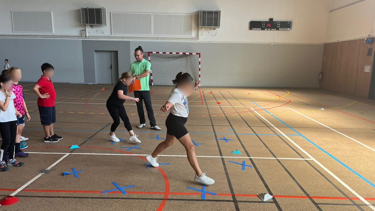 Les tests de positionnement de forme ont été conçus par le groupe départemental EPS à partir du kit 30'APQ. Objectifs : 
-permettre aux élèves de CM de s’autoévaluer,constater les progrès et construire leur santé
-disposer d'une vision départementale de l’état de forme des élèves