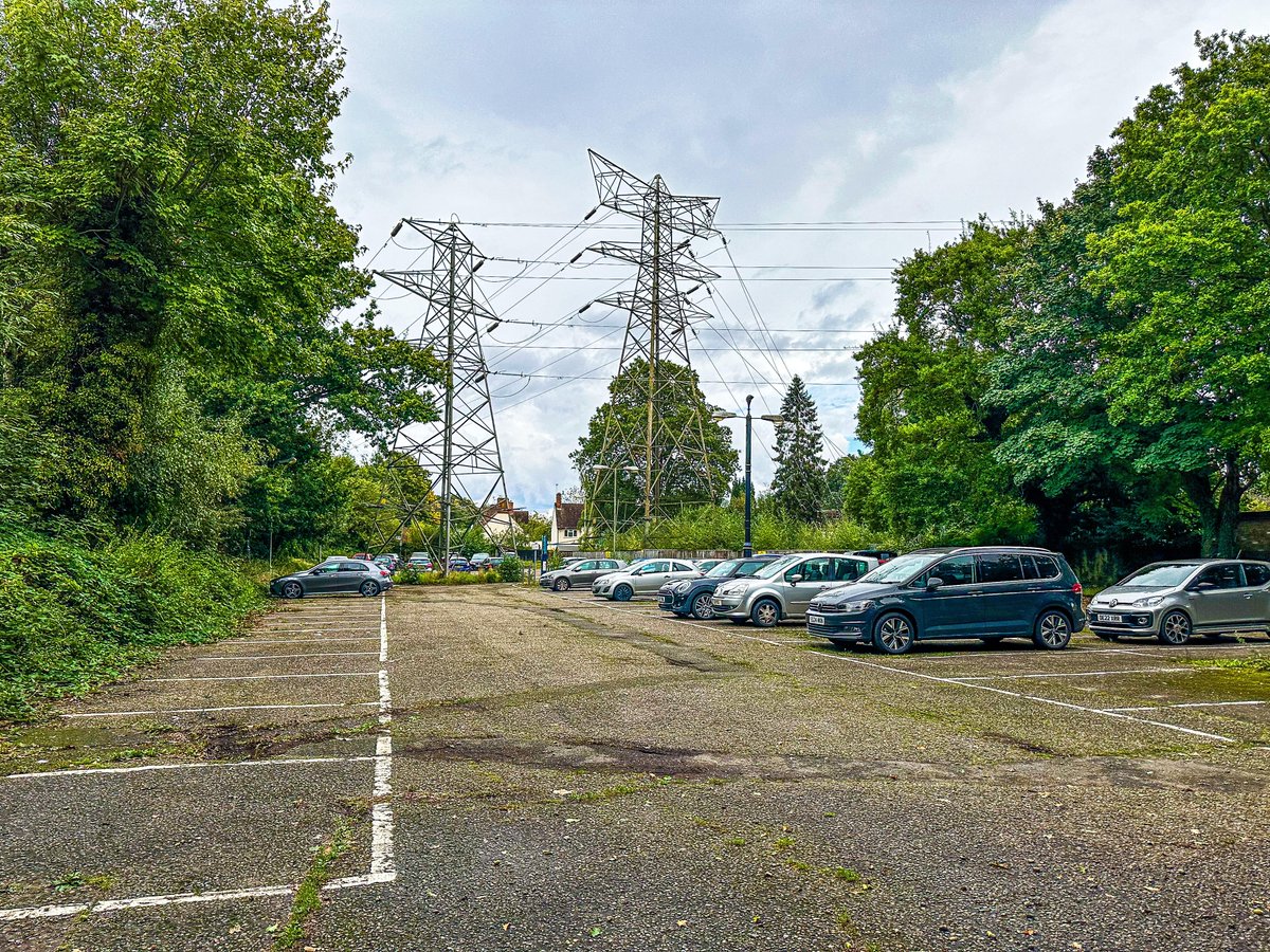 Woking Beat (Surrey Police) tweet media