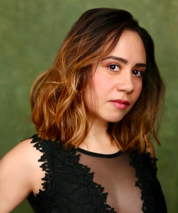 Two Girls One Ship tweet media