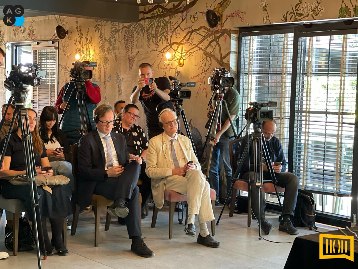 AGK_AJK's tweet photo. Asociacioni i Gazetarëve të Kosovë, sot, ka prezantuar raportin vjetor Treguesit e nivelit të lirisë së mediave dhe sigurisë së gazetarëve, si dhe Indeksin e Sigurisë së Gazetarëve në Ballkanin Perëndimor, për vitin 2023, në kuadër të Platformës Rajonale @WBjournalists https://t.co/JKsA3je38x