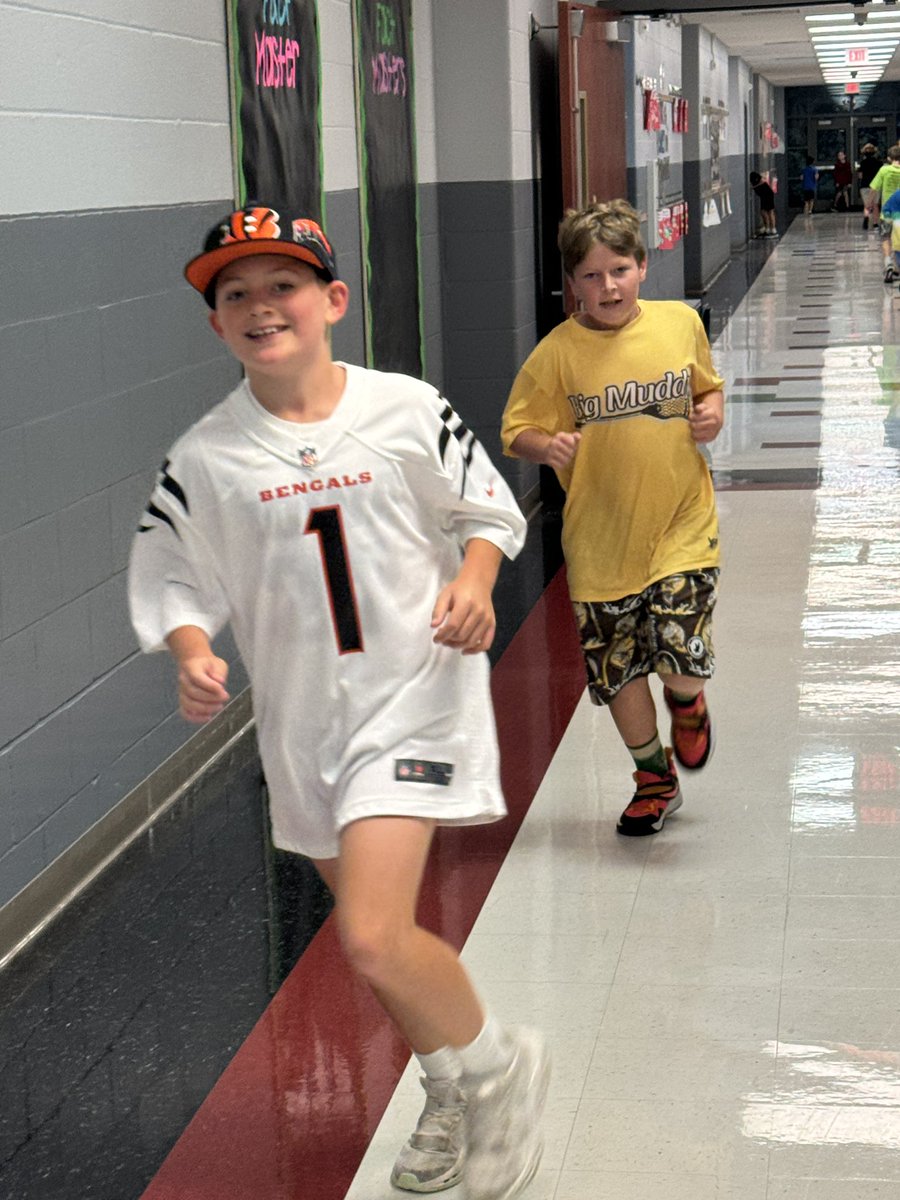 Rain or Shine our Boys Running Club “Let Me Run” showed up this morning, despite the rain storm! Way to commit, boys!! Thank you to all the coaches who put this together and leading these boys to build confidence, new friendships, and healthy lifestyle.