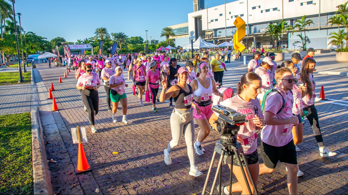 MDCollege's tweet photo. We closed out Changemakers Week 2024 with our annual Pink Walk at the North Campus, where over 200 participants united to support @WBHI in transforming lives through breast and heart health. Proud to see so much pink and our #IAMMDC spirit in action! 🩷💙🦈 https://t.co/l9JvC9lT1Z