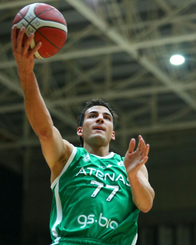 Atenas inauguró su estadio con un triunfo a Suardi en el Súper 6 

El griego tuvo su presentación en el Estadio Estructuras Pretensa con una aplastante victoria 

📑 unocontraunoweb.com/2024/09/23/ate…