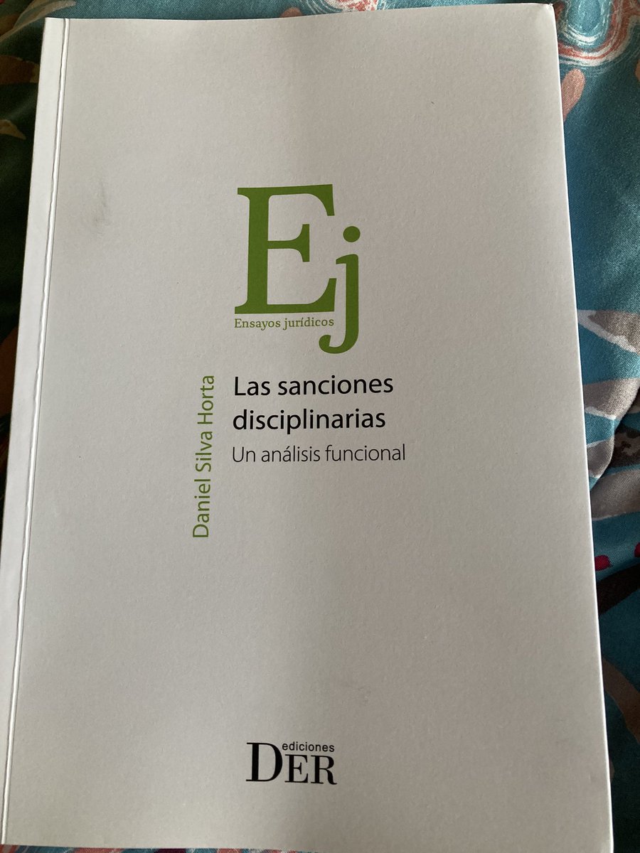 Este fin de semana leí este libro, recomendado a quienes se dedican a función pública, trata de explicar la función de las sanciones disciplinarias. El autor <a href="/DanielS23083248/">Daniel Silva Horta</a> es muy claro
Gracias a la <a href="/DEREdiciones/">DER Ediciones</a> por enviármelo ❤️❤️