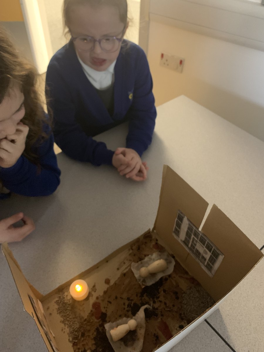 Miss Blocksidge tweet media