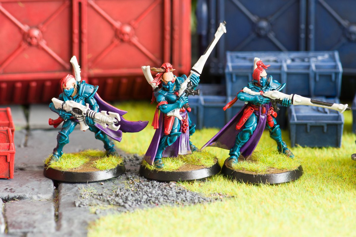 khaiell's tweet image. PS: I have not abandoned the 40k universe! I am super excited for the new edition of Kill Team and I ordered the new cards and extra models for my Corsairs.