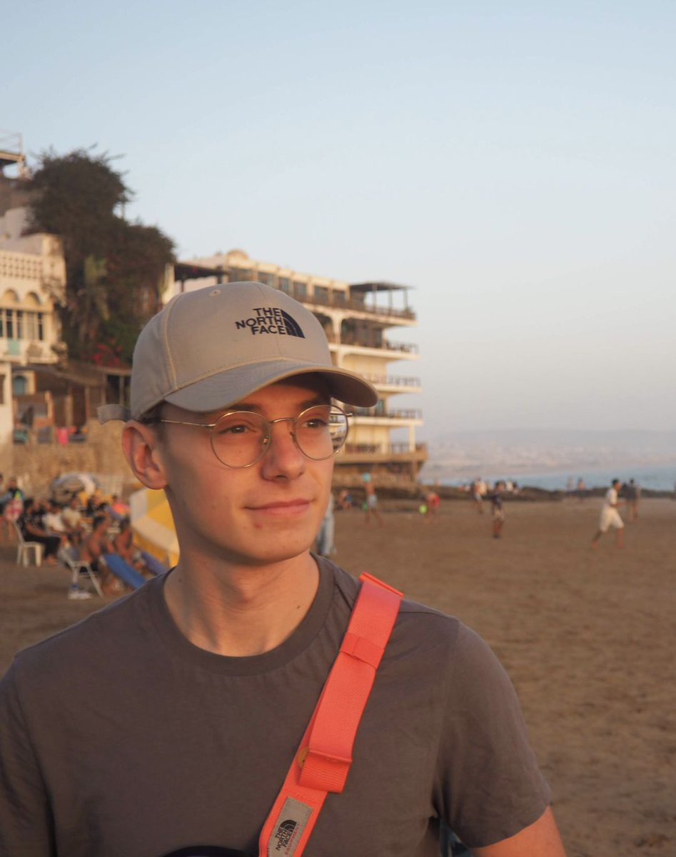 A warm welcome to our visiting MSc student Jannik Geurts. He is currently a second-year student under the supervision of <a href="/SelePirola/">Selene Pirola</a> at <a href="/tudelft/">TU Delft</a>. During his time at Imperial, he will work on developing a workflow for modeling patient-specific aortic valves using Ansys LS-DYNA.