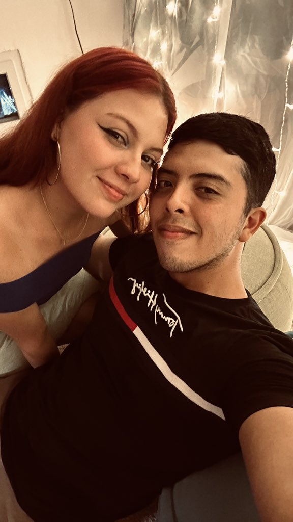 bianems's tweet photo. Agradecida por tener a un hombre tan maravilloso a mi lado, te amo❤️‍🩹 https://t.co/EiMqL22ZNr