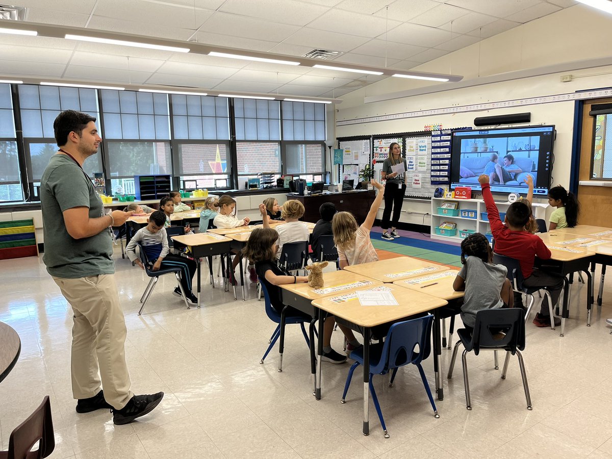Second Step lesson kick off at MW! Thanks Mrs. Castello and Mr. Carola for the strong and engaging start! <a href="/WeAreMPSD/">MPSD</a>