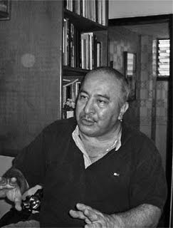 Paz en la tumba de una de las mejores plumas del periodismo vallecaucano, salsero por excelencia, biógrafo de Celia Cruz y un hombre que hizo parte de la Cali que no volverá. Descansa en paz Humberto Valverde.
