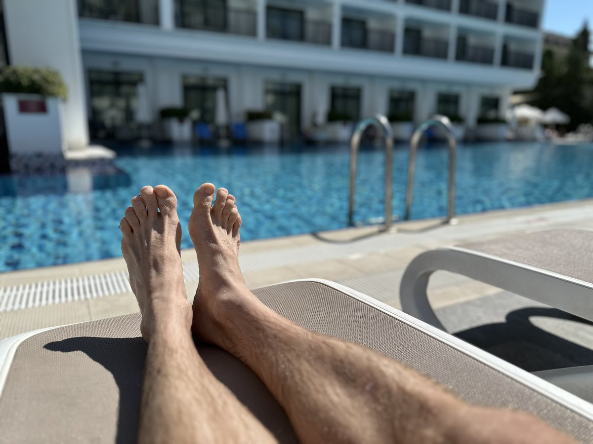 GYSOT3Richard's tweet photo. Had Worse Days for a Monday Turkey 🇹🇷🏖️✈️❤️🥂😎 https://t.co/PmYKumpesD