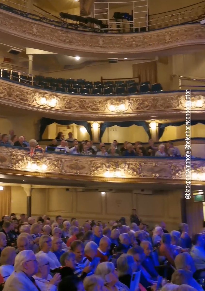 What a fantastic night! Always an honour to perform with our soloist, Jane Irwin. We loved playing such a variety of music and being able perform BRIDGES with the composer, Anna Appleby, in the audience was a privilege. The theatre was packed and our audience was in great voice.