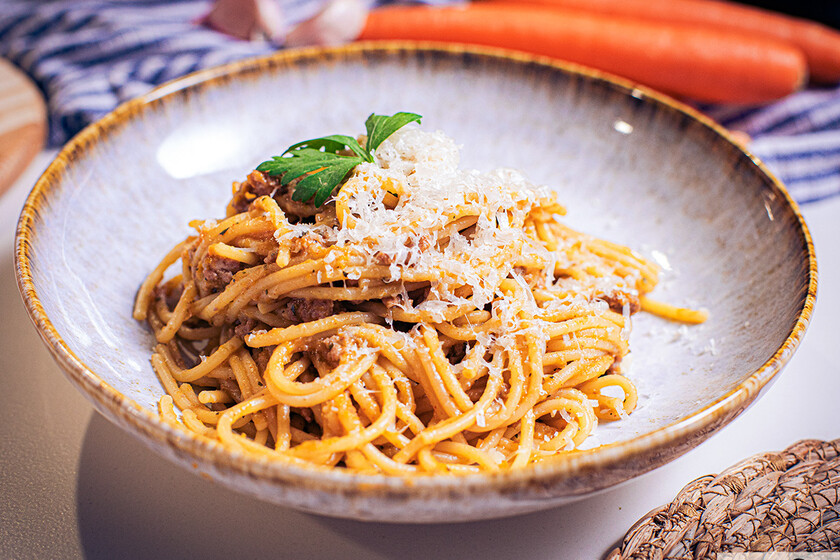 Espaguetis con salsa española, una receta brutal que conocimos de Karlos Arguiñano dlvr.it/TDZw7T