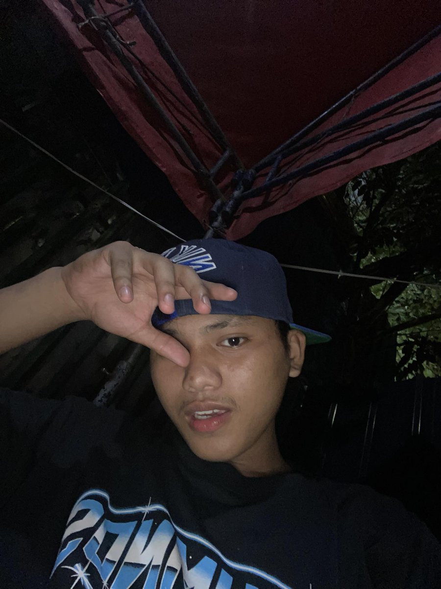 32618Mark's tweet photo. If you need me just dm me🤤 https://t.co/0uHsvnvFT0