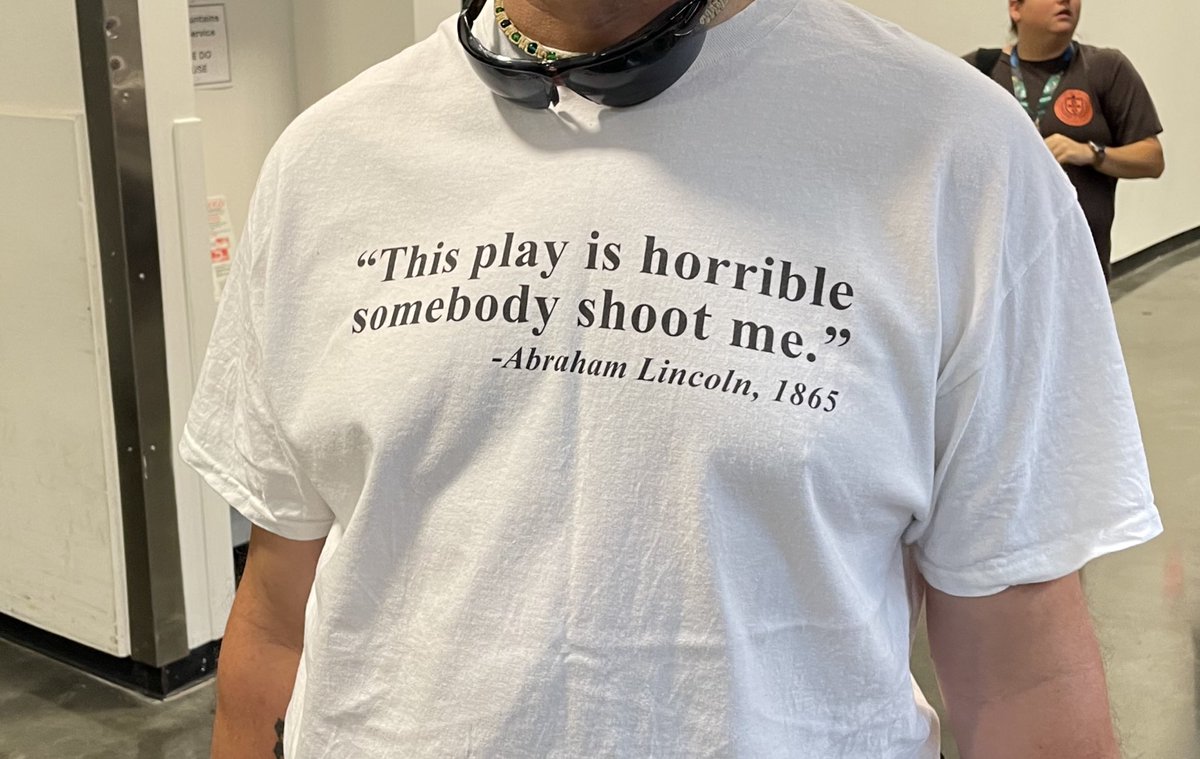 Another memory from Dragon Con. I didn’t want to laugh, but I did/am. #Dragoncon