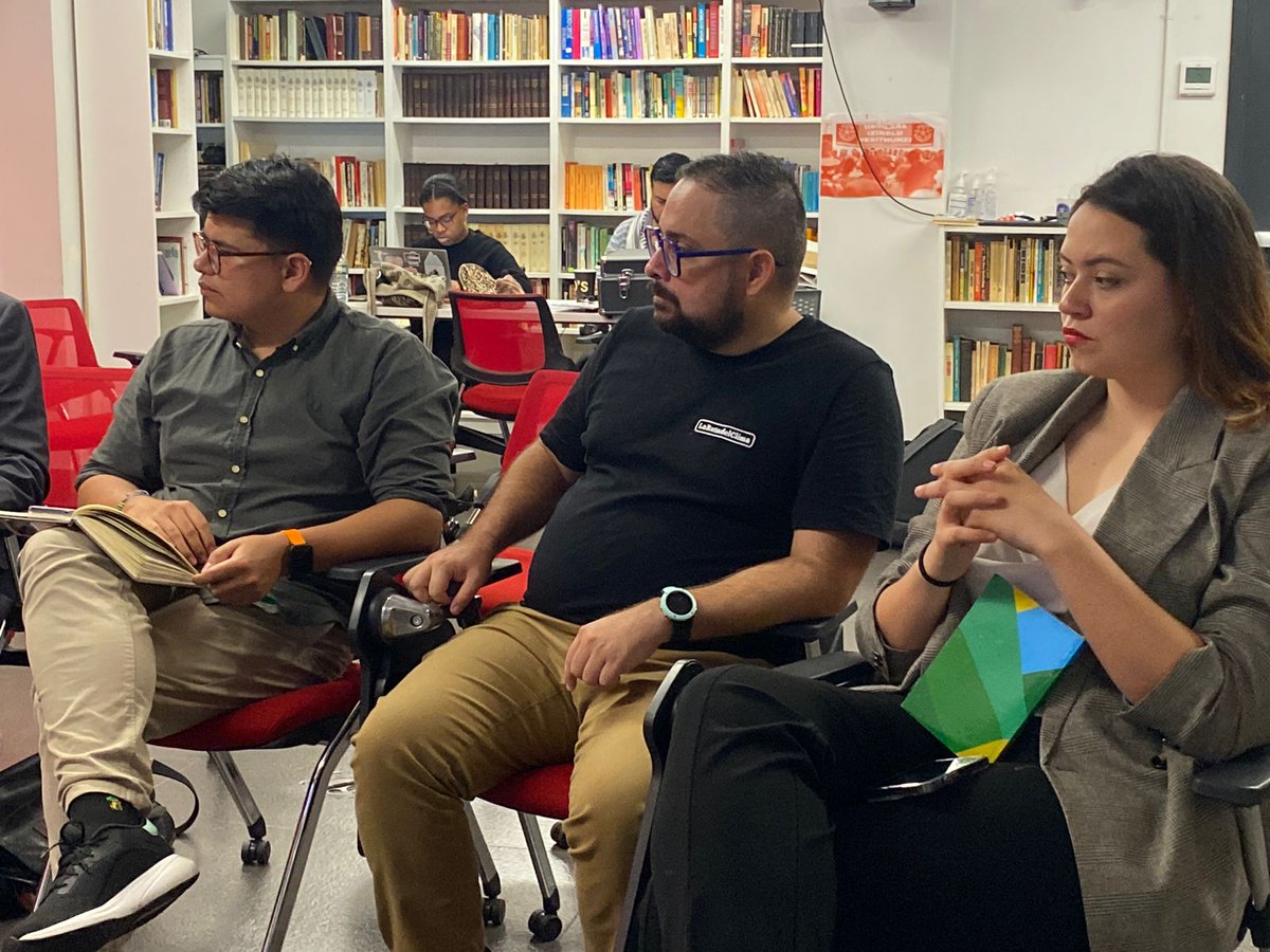 El viernes se llevó a cabo el evento: Reparaciones y Justicia Climática: Voces Latinoamericanas en la Agenda Global🌎
Parte de la gira de incidencia climática en materia de #PérdidasYdaños que se adelanta en #WashingtonDC 

Te dejamos el video 
youtube.com/live/XA7FULcFH…