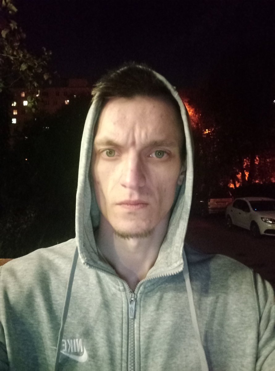 ishrafnspir's tweet image. #Aspic

Похолодало, и всех позеров разом с улицы сдуло.