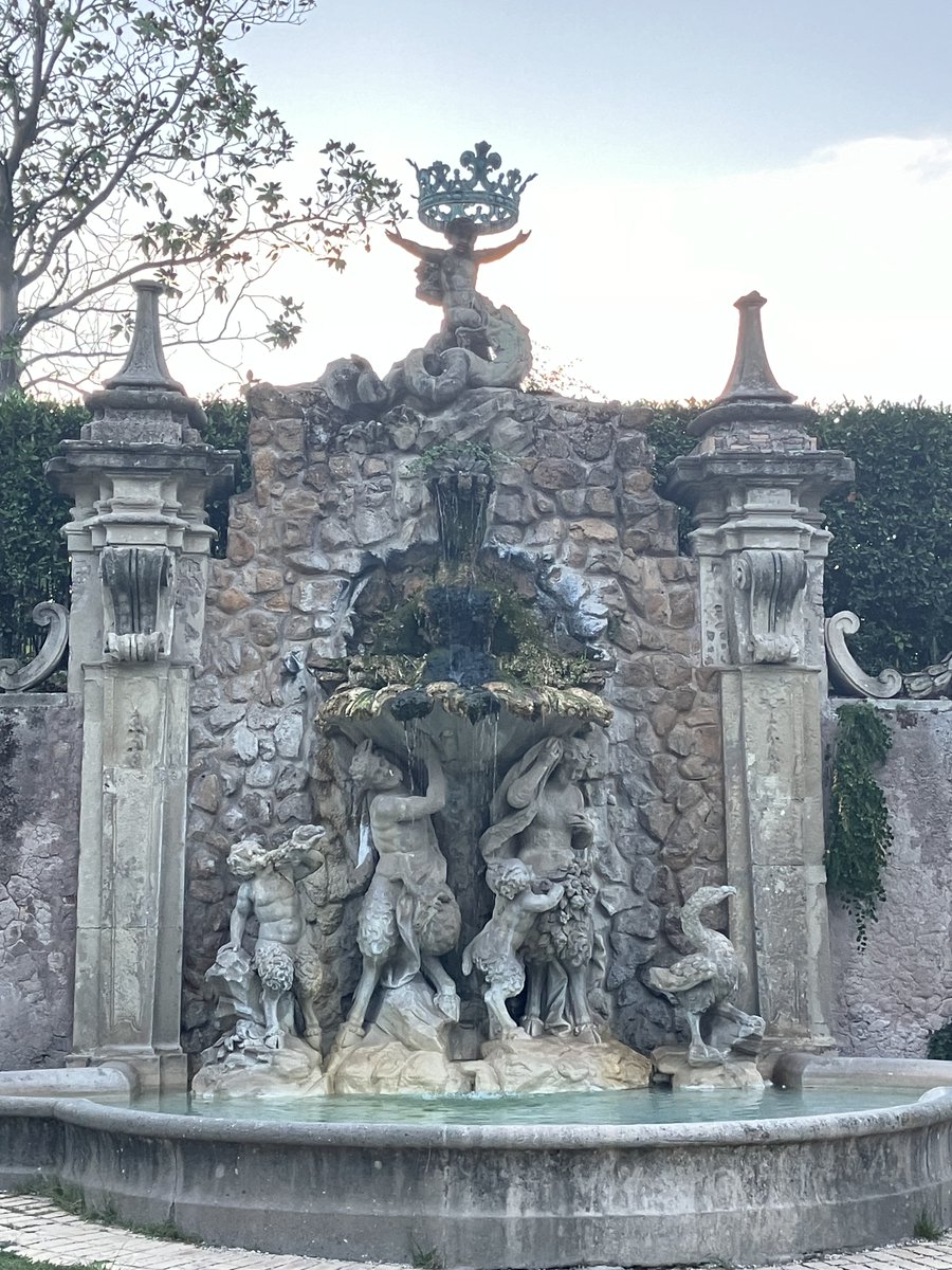 PoetGustafsson's tweet photo. A highlight in Rome: tracking down the baroque wall-fountain in the Villa Sciarra, from Wilbur's marvellous poem. https://t.co/y0CmlwRgtg