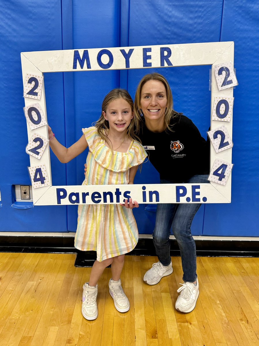 A strong start to Parents in P.E. <a href="/FTMoyerES/">Moyer Elementary</a> with <a href="/MoyerPhysEd/">Kevin Hedenberg</a>! 
👟💪
<a href="/FTSchools/">Fort Thomas Schools</a>