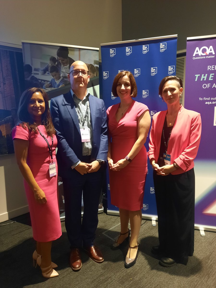 Delight to be joined by <a href="/bphillipsonMP/">Bridget Phillipson</a> at our reception with <a href="/AQA/">AQA</a> and <a href="/suttontrust/">The Sutton Trust</a>. 

She highlighted early years as her # 1 priority, how she will work across government to tackle child poverty and welcomed EPI's work in providing evidence to inform policymaking.