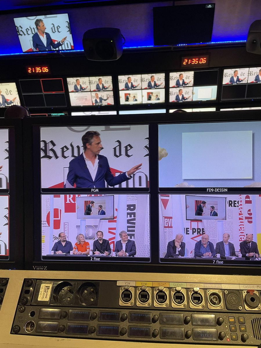 C’est la rentrée de la Revue de Presse ce soir sur <a href="/ParisPremiere/">Paris Première</a> en direct de la Baule. Bonne rentrée <a href="/JdeVerdiere/">de Verdiere Jerome</a> <a href="/BernardMabille/">Bernard Mabille</a> #jacquesMailhot <a href="/YannStotz/">Yann Stotz</a> <a href="/CecileGIROUD/">Cecile GIROUD</a> <a href="/Stephane_Rose/">Stéphane Rose</a> <a href="/regismailhot/">regis mailhot</a> #philippeChevallier <a href="/GUIDONIMichel/">Michel GUIDONI</a> <a href="/KarineDubernet/">Karine Dubernet</a> #florenceBrunold #tRocher