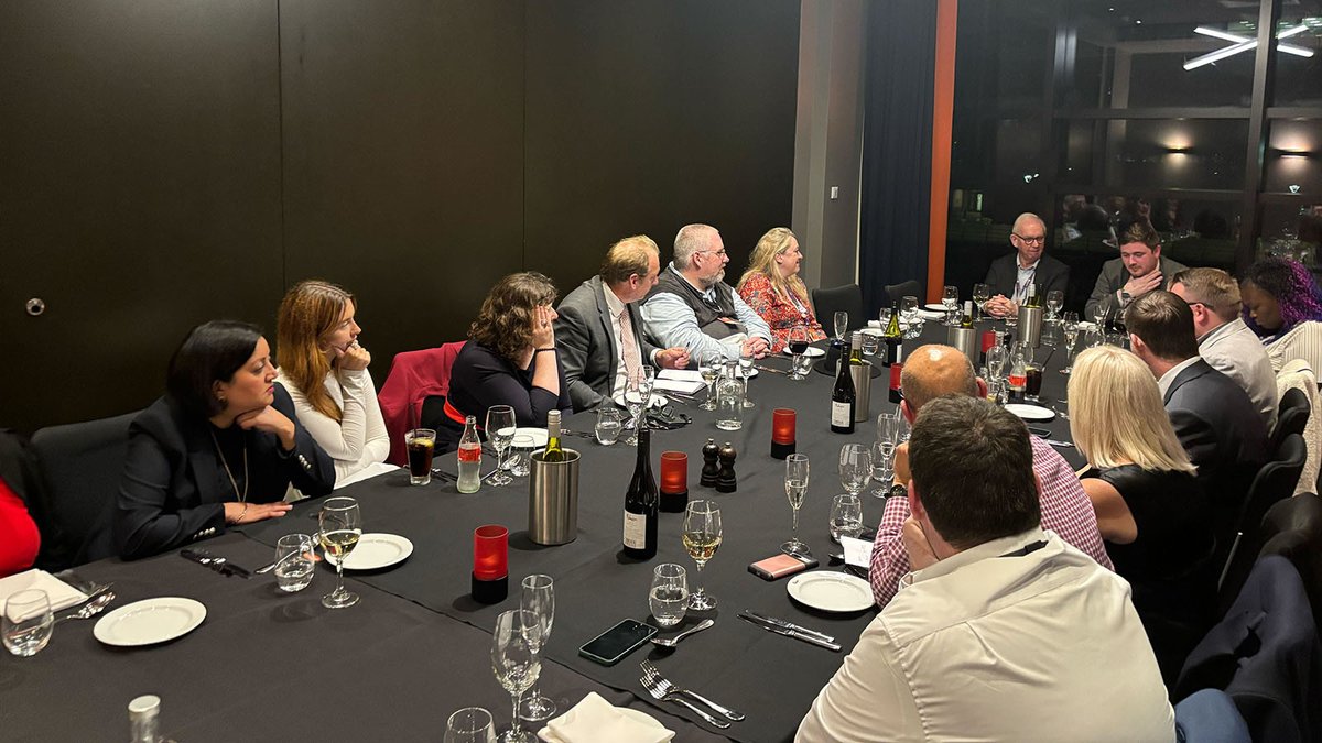 Great company and interesting discussion at the #localgov leaders dinner for LGIU members at the Lab party conference tonight.