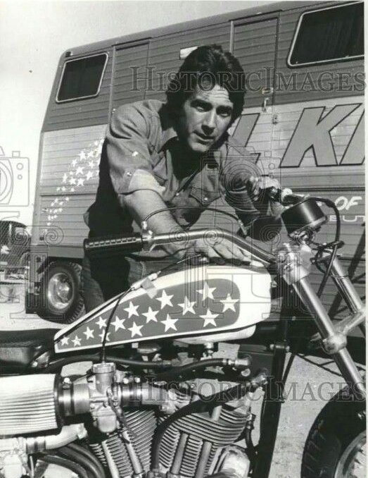 karenshane63's tweet image. #SamElliott