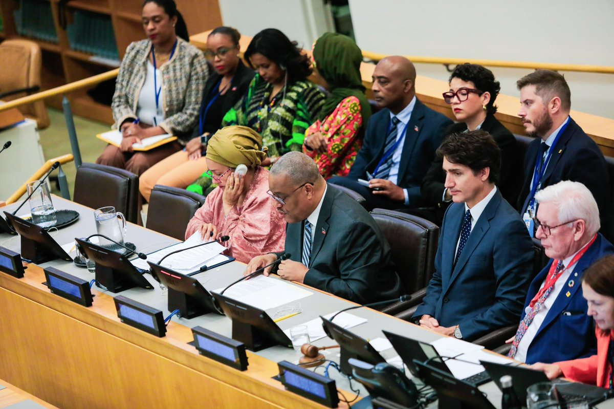 Adriana Mira (@adrianamirasv) on Twitter photo Participé en la Reunión de Alto Nivel del Grupo Asesor Especial del <a href="/UNECOSOC/">UN ECOSOC President</a> sobre Haití, en la 79° Asamblea General de la <a href="/UN/">United Nations</a> en Nueva York.
En mi intervención, destaqué la importancia de la solidaridad y la cooperación como las principales premisas para sumar esfuerzos. Participé en la Reunión de Alto Nivel del Grupo Asesor Especial del <a href="/UNECOSOC/">UN ECOSOC President</a> sobre Haití, en la 79° Asamblea General de la <a href="/UN/">United Nations</a> en Nueva York.
En mi intervención, destaqué la importancia de la solidaridad y la cooperación como las principales premisas para sumar esfuerzos.