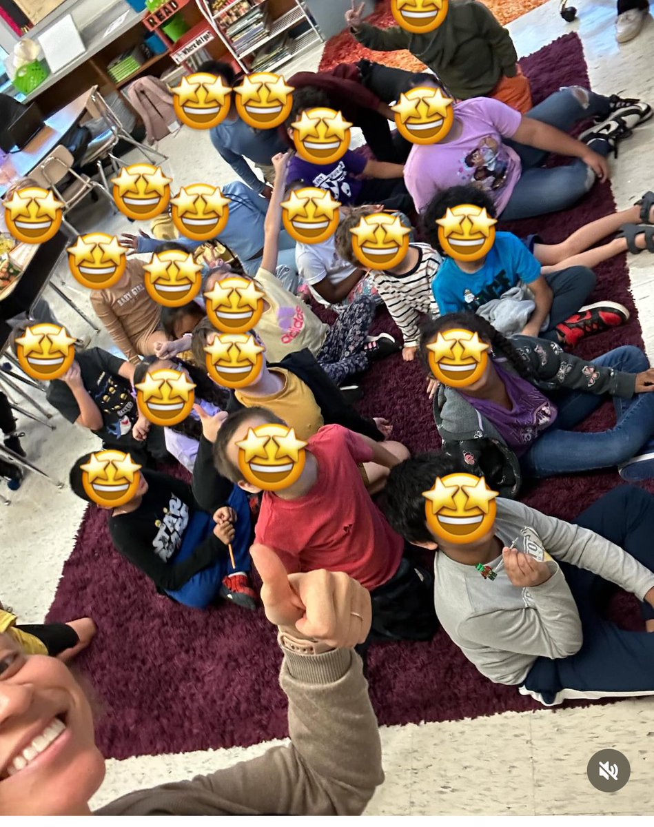 Today the 2nd grade team invited me to participate in a social studies unit about being a Leader for the Common Good! The students interviewed me about my role as their Community School Liaison. They were excellent active listeners and asked fantastic follow up questions!!