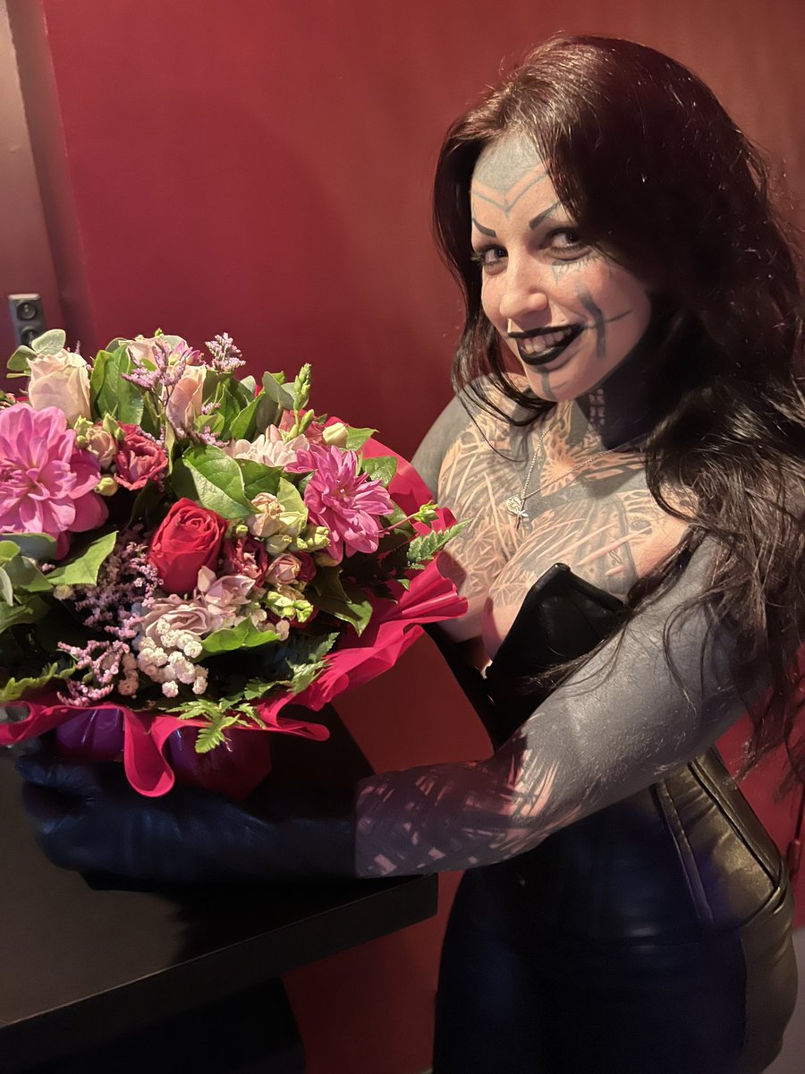 What a fabulous day! New subs, all adorable and very respectful. Keep up the good work boys 🖤