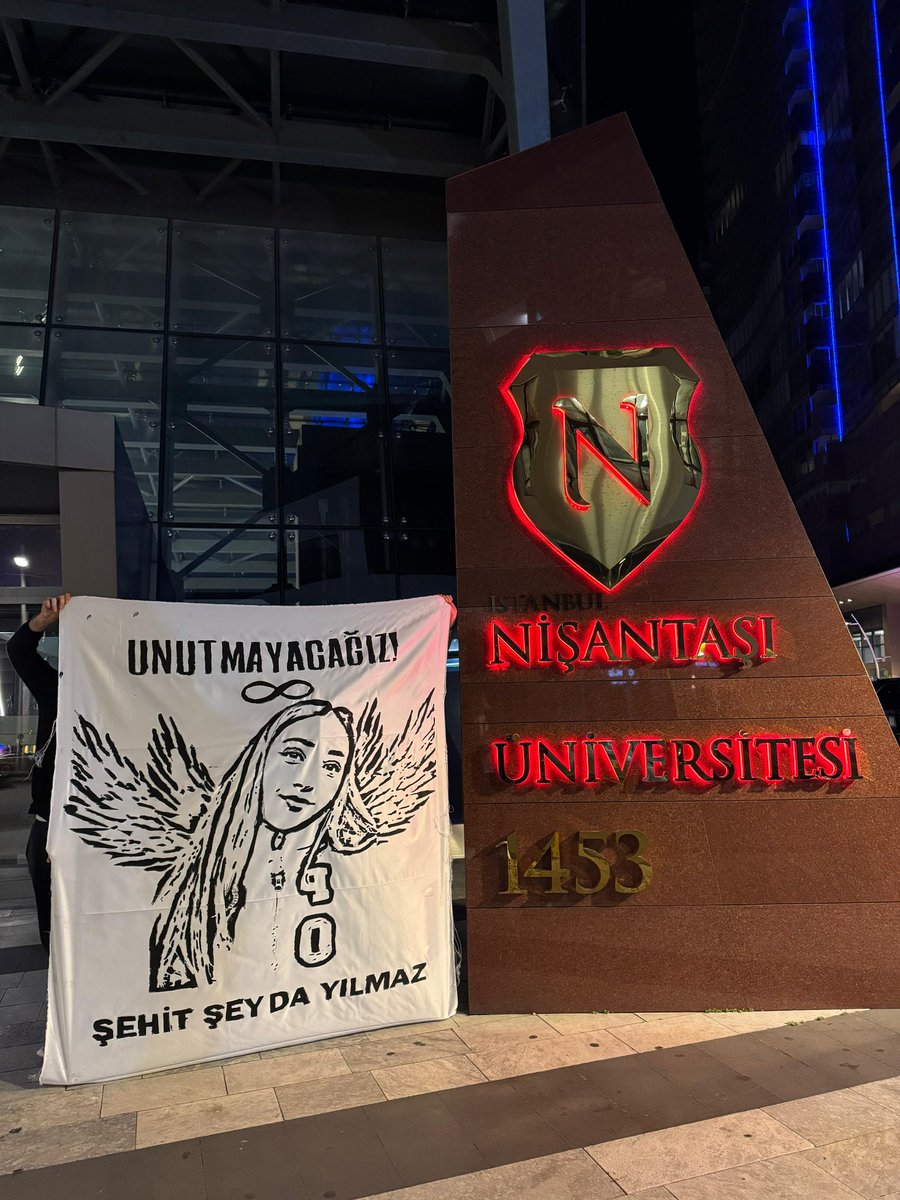 unigfborg's tweet photo. ŞEHİT ŞEYDA YILMAZ ÖLÜMSÜZDÜR! #UNIGFB https://t.co/rH3FCuDnm1