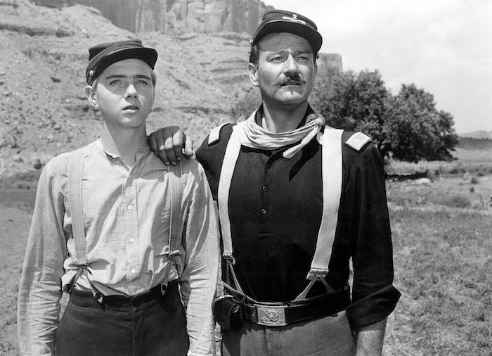 ClassicMovieHub's tweet photo. Western Roundup's Laura @LaurasMiscMovie recommends 8 classic Westerns perfect to share with young viewers, including some of her own all-time favorites :) #TCMParty #westerns #filmsforkids https://t.co/FMP0a9rCxi https://t.co/o4M47fp2Yu