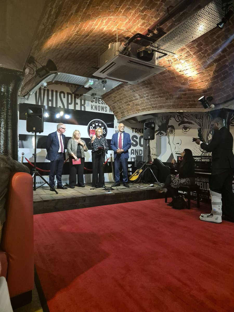 Great vibes here at the <a href="/cityandguilds/">City & Guilds</a> reception this evening to launch their new report. Featuring a great speech by <a href="/RichParkerLab/">Richard Parker</a> talking about  skills and that helping young people get access to opportunity is a priority, to help change their lives.