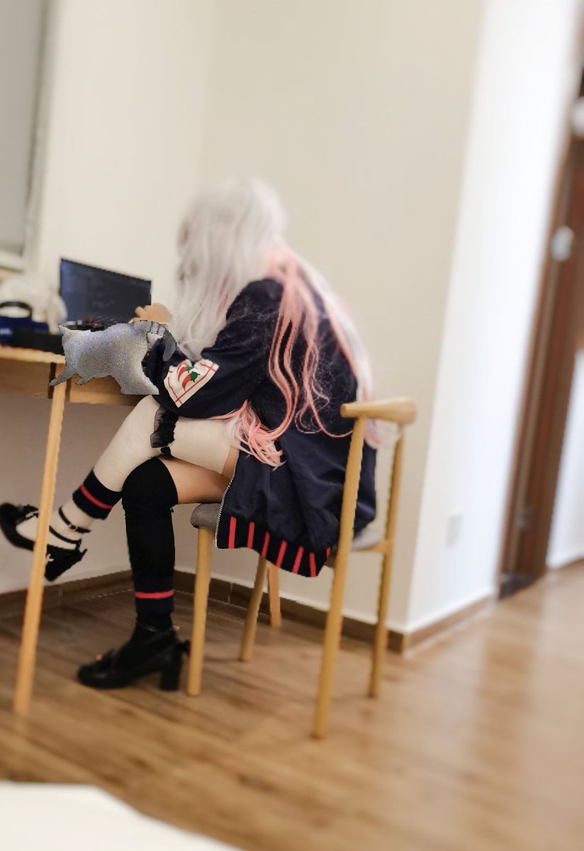 TLiPoCCA's tweet photo. 压榨 https://t.co/nqOfmj2uNM