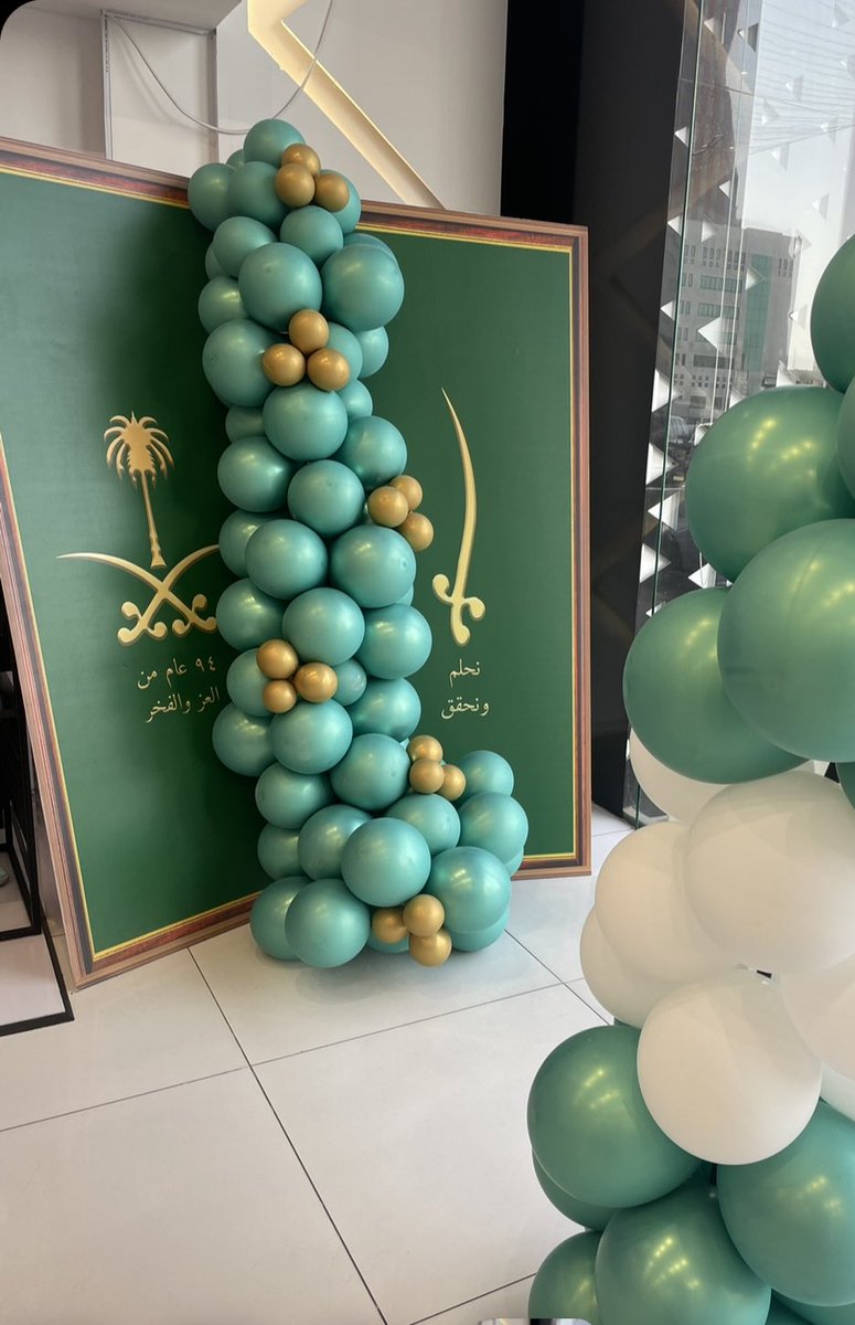 Safa_b_f's tweet photo. Saudi national day 🇸🇦💚💚
@AnfalM_03 🇸🇦💚💚 https://t.co/v2nn3J9Eey