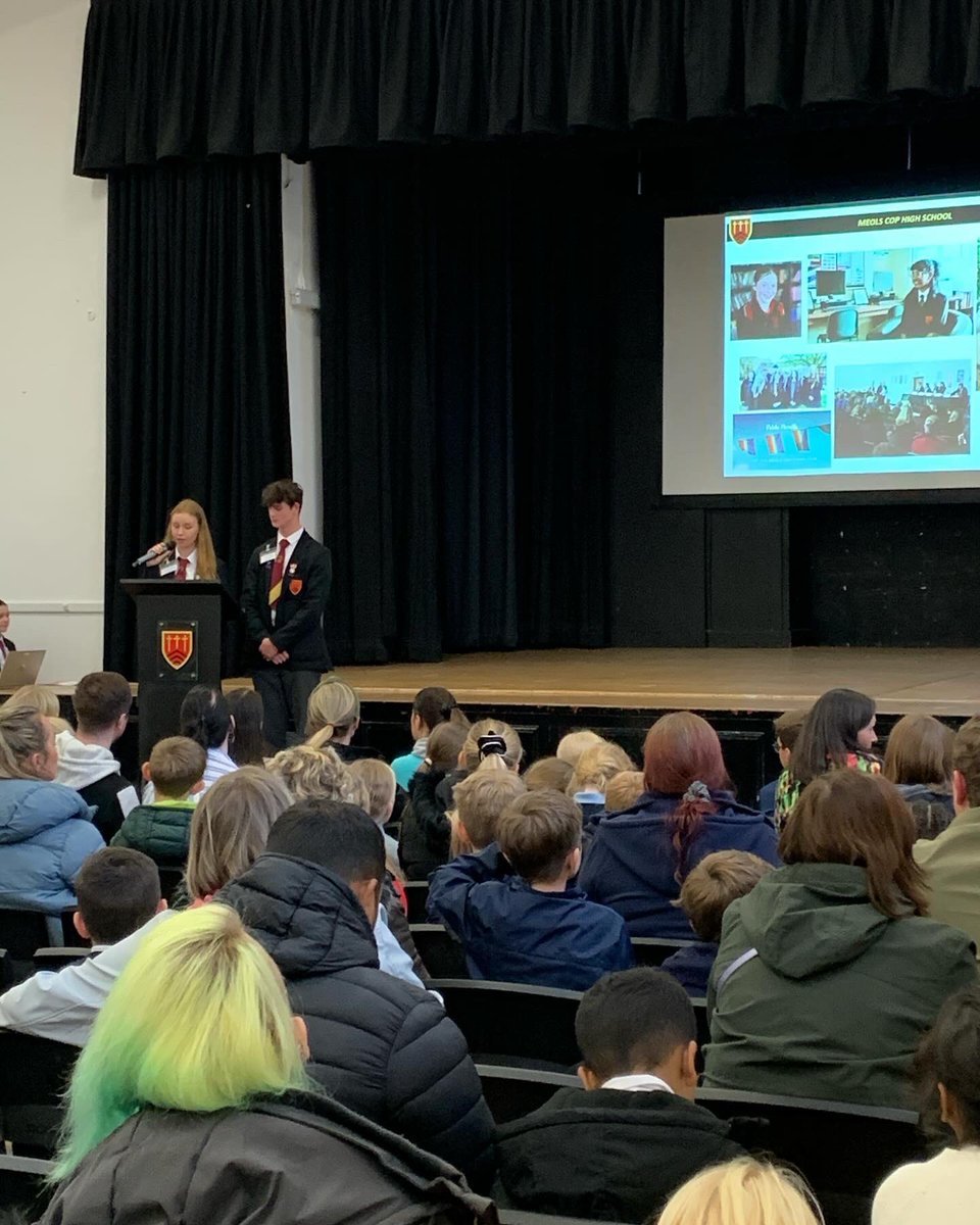 MeolsCopHighSchool tweet media