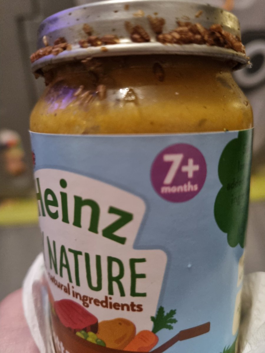 Little_MissTink's tweet photo. @Tesco This is one of the jars of baby food that got delivered with my order tonight. I'd like a refund for this item please. I had 7 other jars delivered as well but baring in mind what I've found on this one I didn't want to risk feeding it to my babies also. https://t.co/tTx3SIdrNX