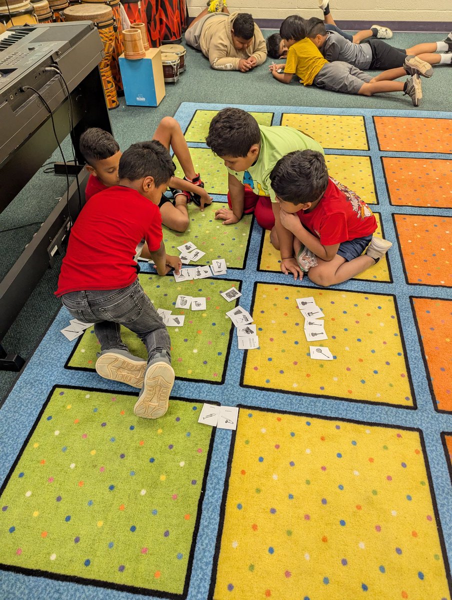 WHES Music tweet media