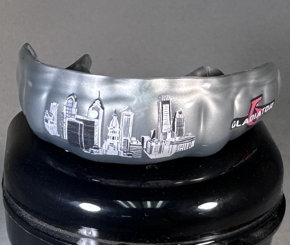 GladiatorGuards's tweet image. Nothing like a Hometown #Philly Skyline #mouthguard  
Proudly based in #Philadelphia  
GladiatorGuards.com/Personal-Ident…   
#combatsports #mixedmartialarts #kravmaga #muaythai #mmatraining #MMA #bjjlifestyle #custommouthguard