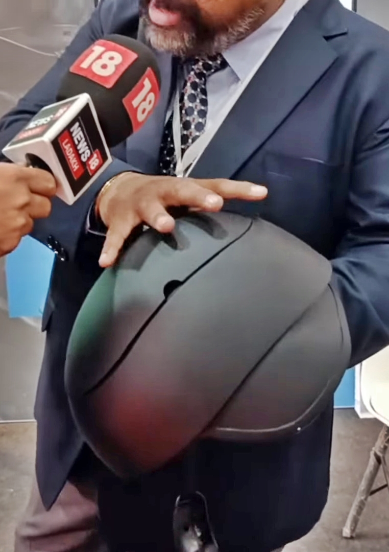 Kunal_Biswas707's tweet image. Since their been talk about Indian military combat helmets, #SMPP have displayed some really good stuff specially a new generation of their signature combat helmet which can resist 7.62NATO &amp;amp; 7.62M43 &amp;amp; modern plate carriers &amp;amp; plates at HIMTECH Symposium. 🇮🇳👌