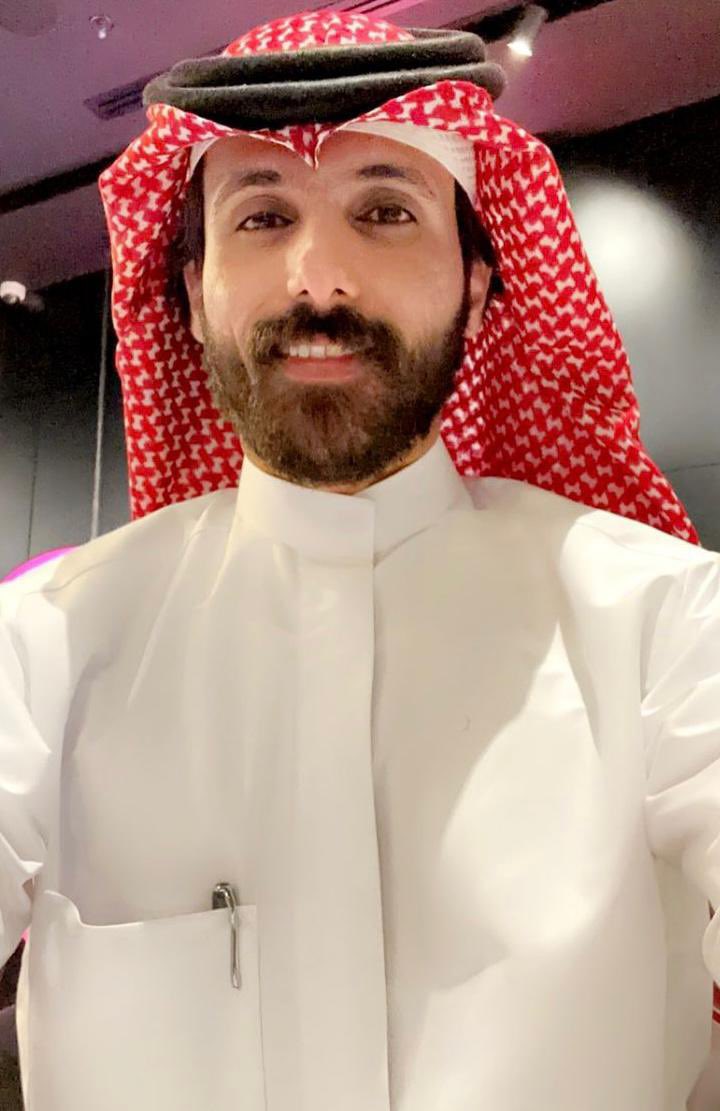 hmd555555's tweet photo. سعود رحمه الله  وانني اشعر  بالفخر والعزه عندما يحمل أحد أبنائي لقب الملك الراحل والمؤسس رحمه الله الملك عبد العزيز آل سعود.

#اليوم_الوطني_السعودي94  
#الملك_سلمان_بن_عبدالعزيز 
#اليوم_الوطني94 https://t.co/ip48521QP3