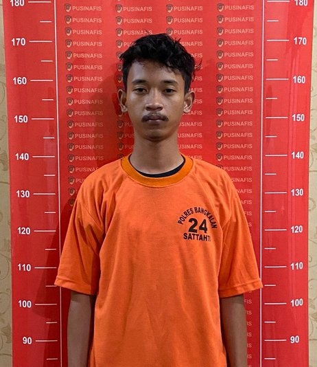 Achmad Fikri Islamudin pelaku penganiayaan terhadap pacar nya sesama mahasiswa di Universitas Trunojoyo sdh ditangkap..
Jika putusan pengadilan yg berkekuatan hukum memutuskan pelaku bersalah maka akan di-DO permanen

Apa julukan tepat untuk laki2 yang tega memukul perempuan?..