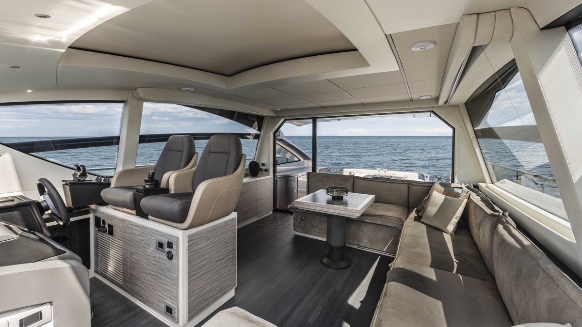 pershingyacht's tweet photo. Step on board the Pershing 6X and dive into a mix of comfort, performance and cutting-edge tech.
Pershing 6X. Defiant by nature.
#TheDominantSpecies
#DefiantByNature
#RevolutionaryLuxury
https://t.co/9RgkVctZoO https://t.co/Ow4ePtK6PE