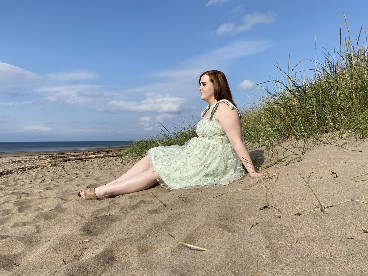 More exiting stuff happening this year. Last weekend, I met up with <a href="/erinponsonby_/">Erin Ponsonby</a>  2 film a music video @ #prestwickbeach 4 #NevisStudios upcoming movie ‘Dove’. 

#music #musicvideo #soundtrack #song #songwriting #beach #composer #film #filmcomposer #Dove #prestwick <a href="/GaryAWales/">Gary Wales</a>