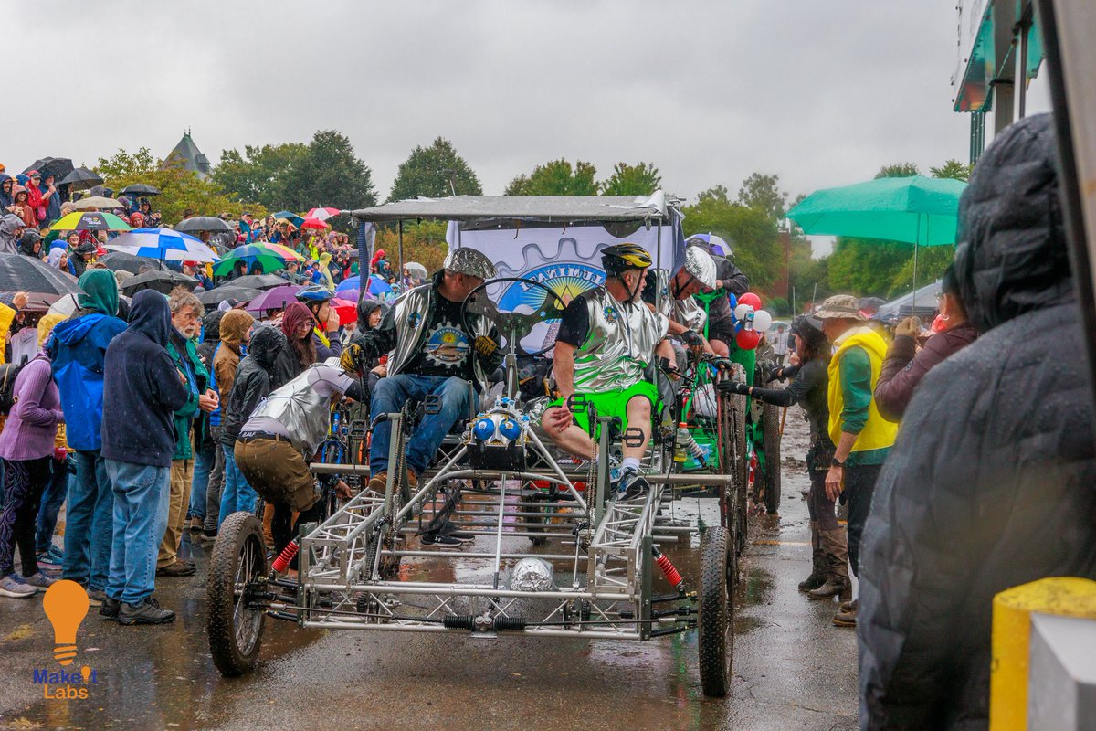 makeitlabs's tweet photo. Some more behind the scenes shots from Lowell Kinetic Sculpture Race on Saturday!
MakeIt Labs had a blast and was so grateful to participate in this year's amazing race!
Photos: Chris Boncoddo / Realm Of Media Possibilities
#lowellkinetic #LKSR #lowell #makerspaces #races https://t.co/j0lyW24RUy